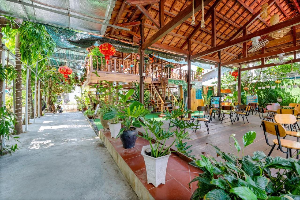 Alley Garden Homestay Hoi An Eksteriør billede